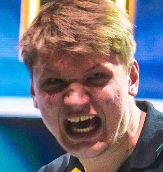 早巡同色外 早巡同色外