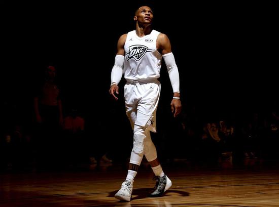 在保证不犯 在保证不犯